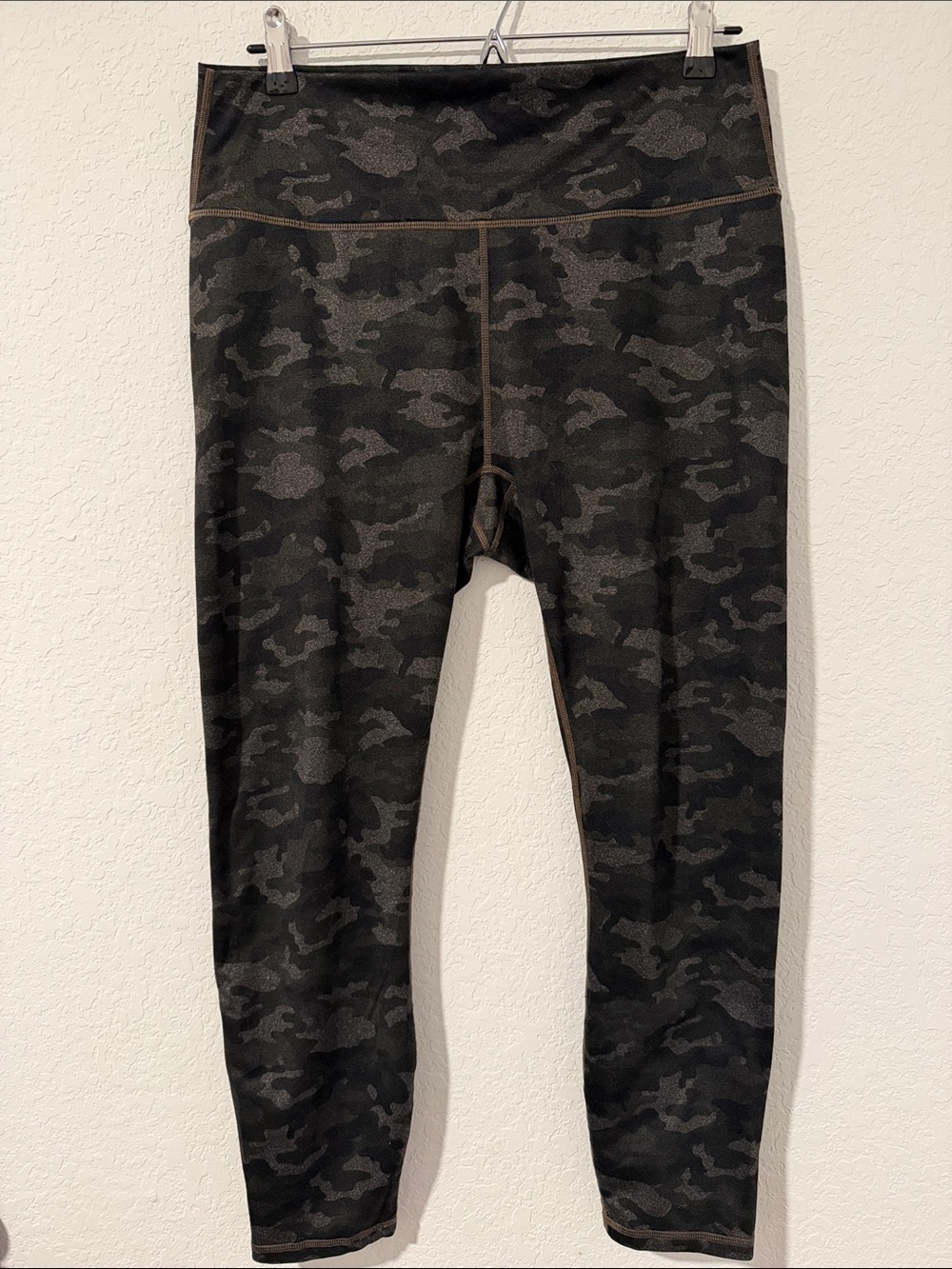 Fabletics Dark Camo Leggings - Needs Repair
